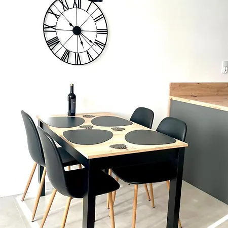 Apartment Sea 2 *